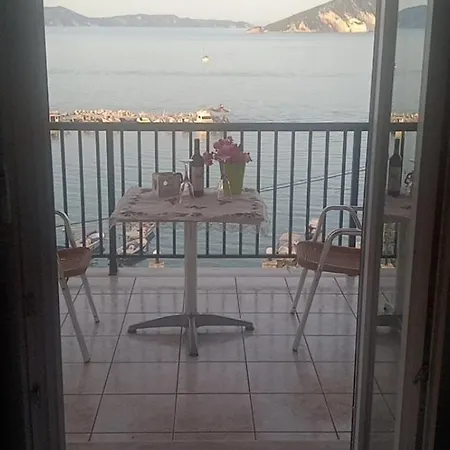 Attic Sea View In Karmiris *